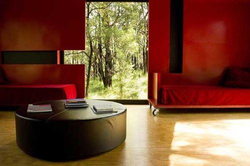 Черный дом Red Hill в Австралии