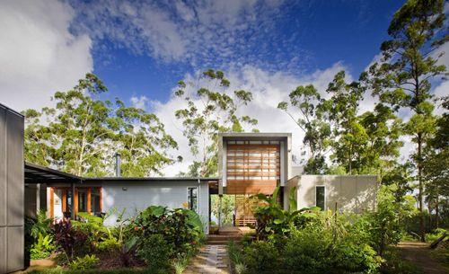Прекрасный дом Storrs Road в Квинсленде