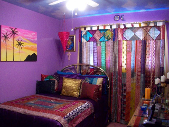 
Фиолетовые обои в интерьере спальни: полезные правила (фото)	