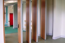 Звукоизоляционные раздвижные перегородки