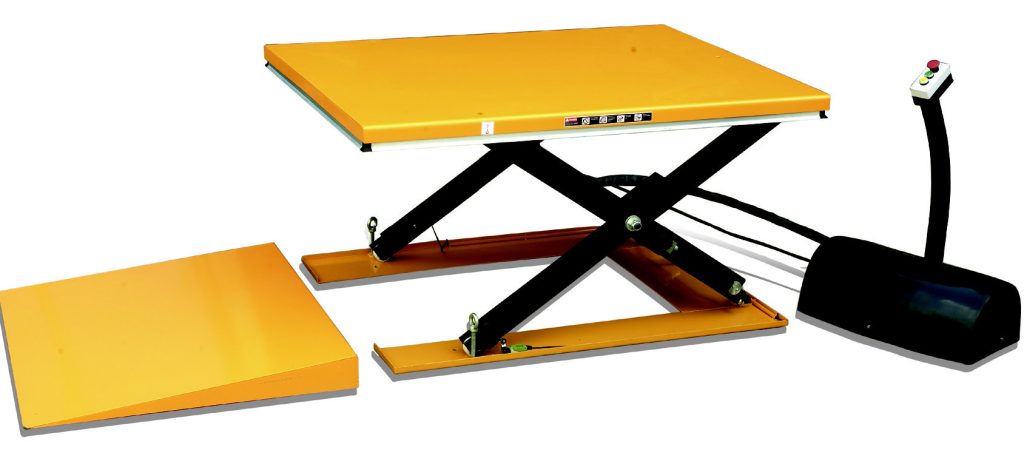Практическое применение такой складской техники как подъемный стол в Екатеринбурге